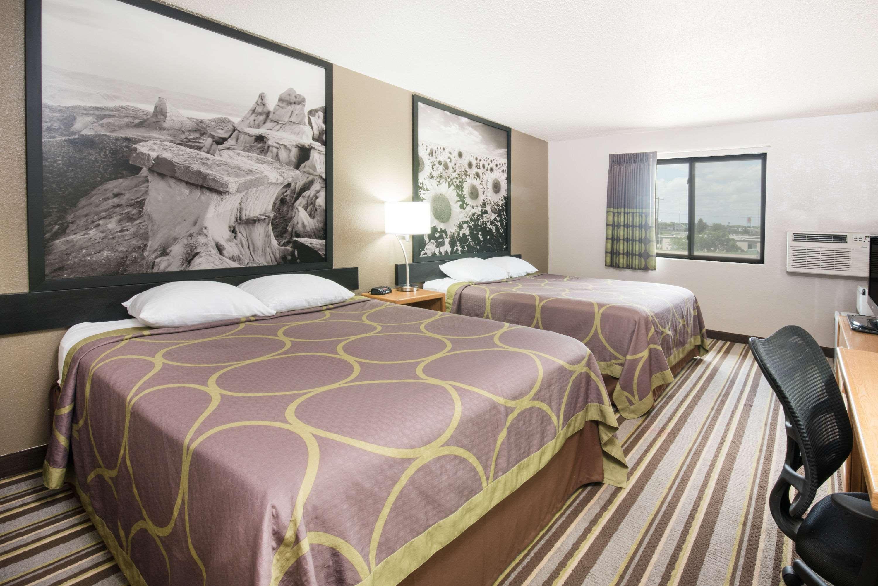 ซูเปอร์ 8 บาย วินด์แฮม เจมส์ทาวน์ Motel ภายนอก รูปภาพ