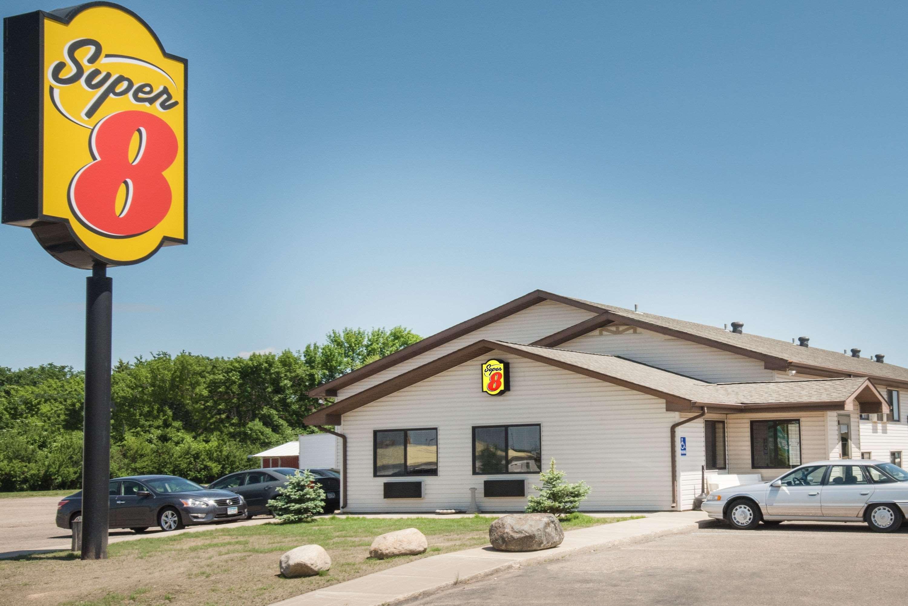 ซูเปอร์ 8 บาย วินด์แฮม เจมส์ทาวน์ Motel ภายนอก รูปภาพ