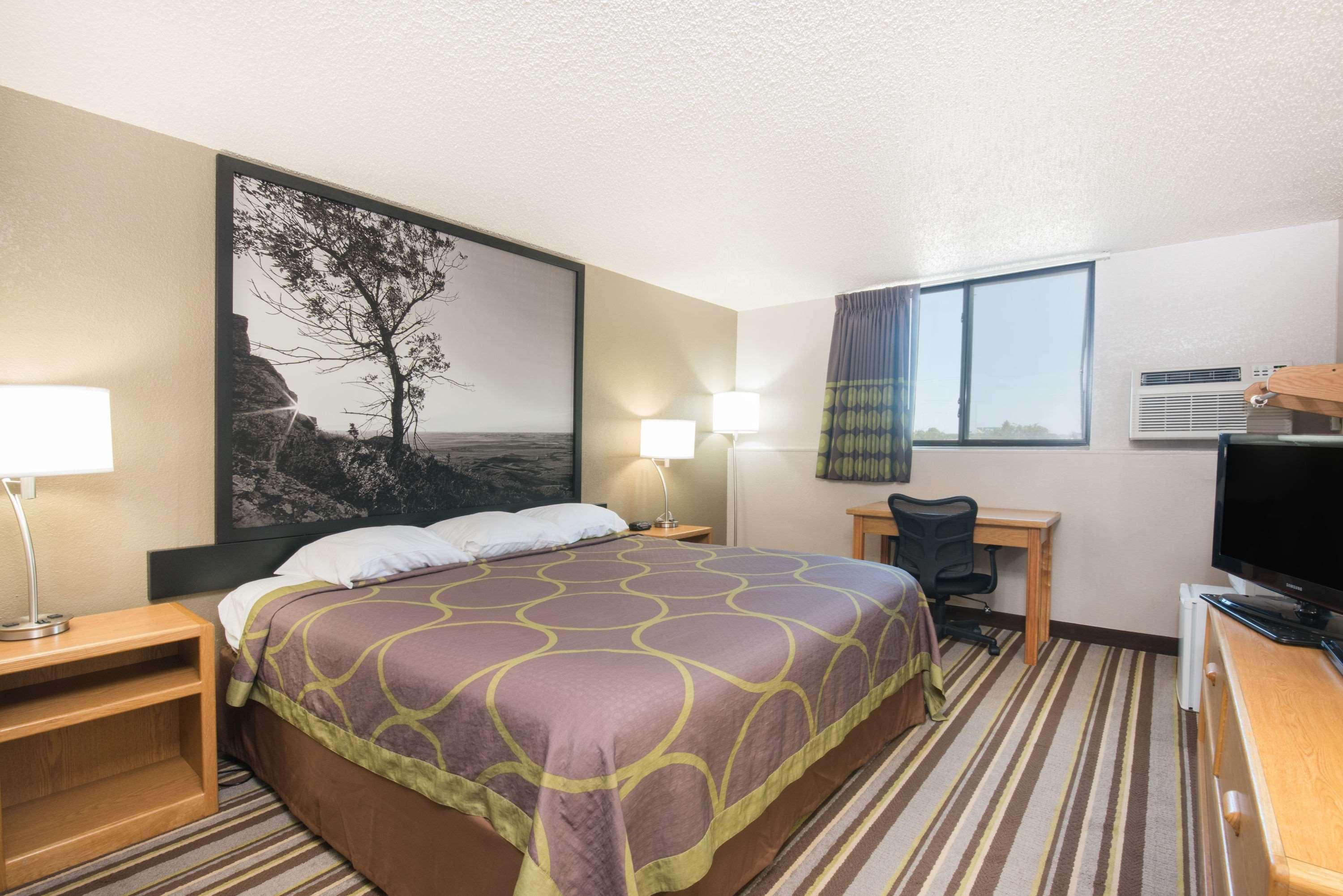 ซูเปอร์ 8 บาย วินด์แฮม เจมส์ทาวน์ Motel ภายนอก รูปภาพ